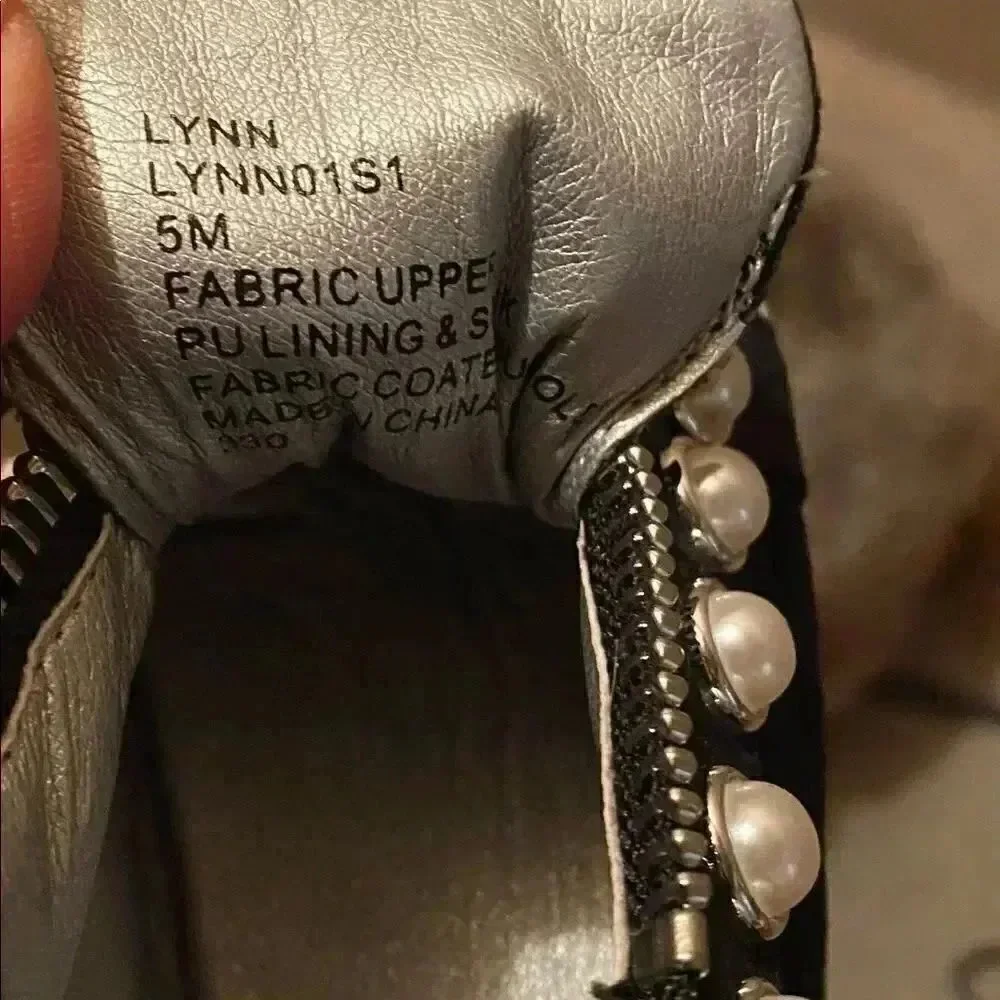Steve Madden Girls Slip Ons